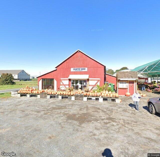 Country Barn Market in Lancaster, PA