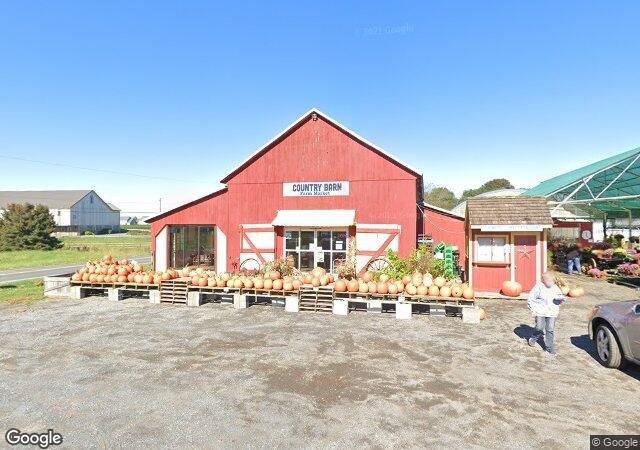 Country Barn Market in Lancaster, PA
